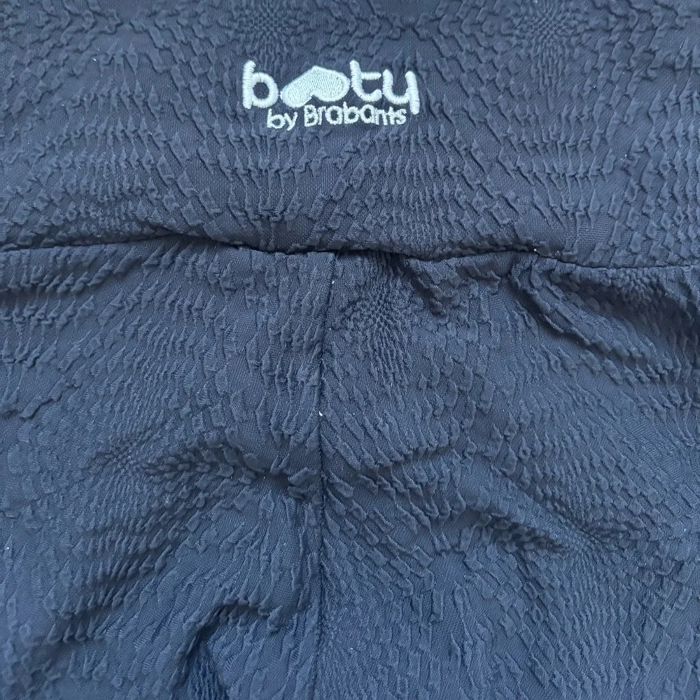 Booty by Brabants Textured Croco Black Leggings Size OS